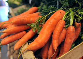 Woman finds wedding ring after 16 yrs, on a carrot