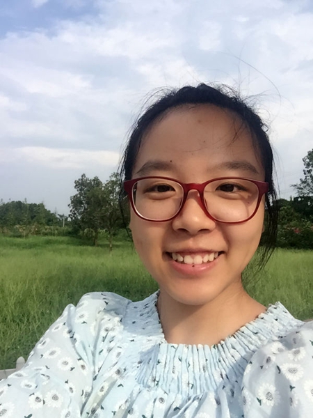 Girl loses legs to Wenchuan earthquake, wins a dream in Canada