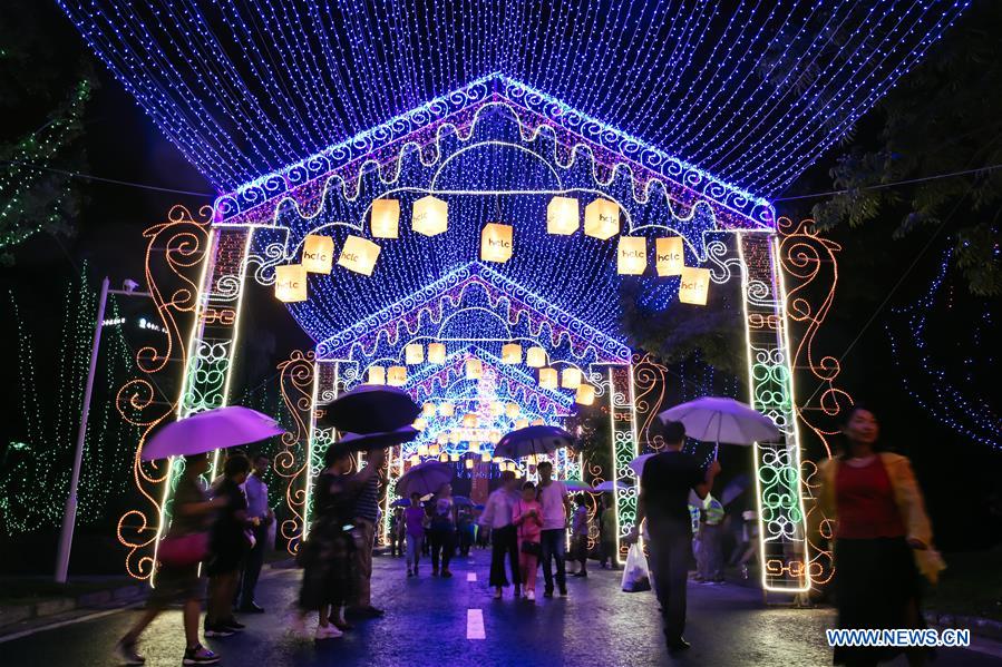 Un festival de lanternes dans l'est de la Chine