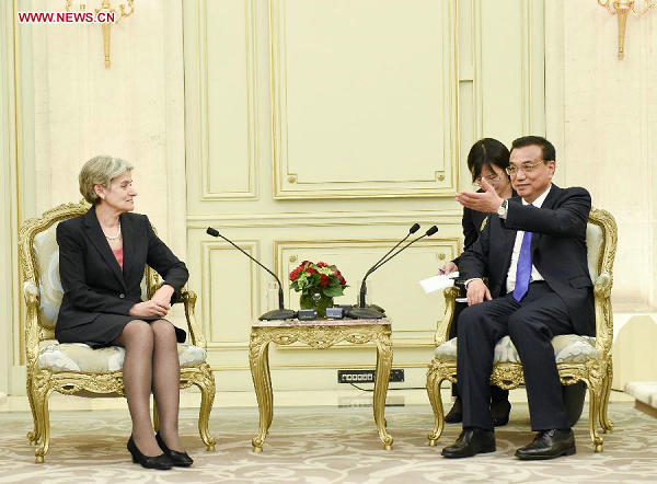 李克強(qiáng)會見聯(lián)合國教科文組織總干事博科娃
