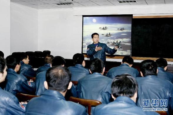 楊永飛：隨時準備升空作戰