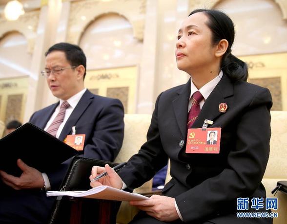 圖：代表團(tuán)分組討論向媒體開放