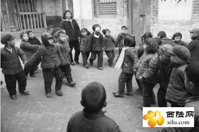成長:回顧共和國兒童節慶祝方式