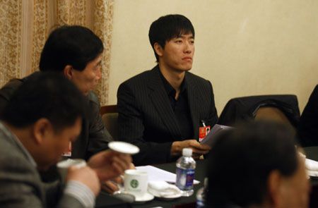 劉翔：第一次參加政協(xié)會議有點緊張[組圖]