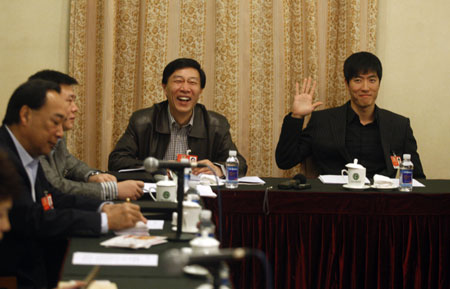 劉翔：第一次參加政協會議有點緊張[組圖]