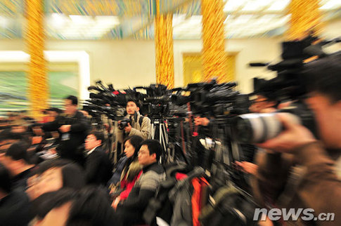 百家媒體云集政協(xié)首場新聞發(fā)布會