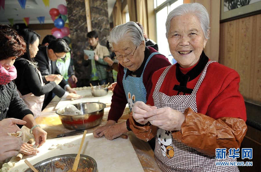 新春走基層：福利院里歡度小年