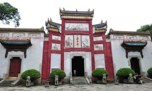屈子祠鎮(zhèn)