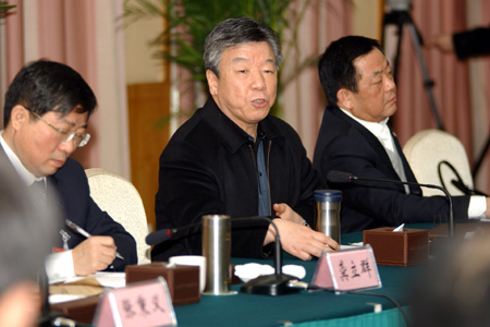 盧展工參加河南政協十屆四次會議分組討論