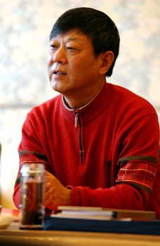 文學藝術要創新 傳統文化要保護
