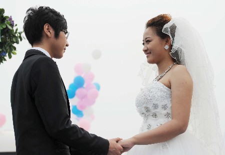 浪漫的水上婚禮