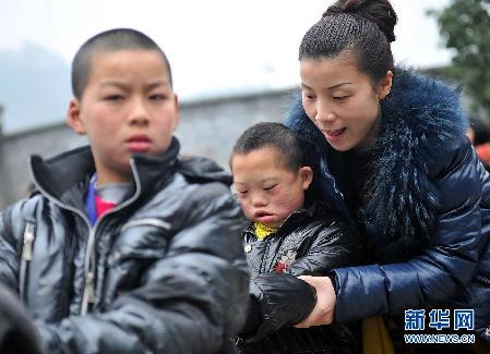 山鄉(xiāng)女教師羅杰：17年青春獻(xiàn)給山區(qū)殘疾兒童