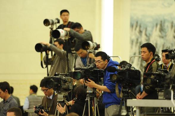 十一屆全國人大五次會議舉行記者會