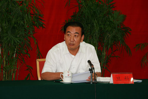 “全國重點網絡媒體青海行玉樹采訪團”媒體見面會召開