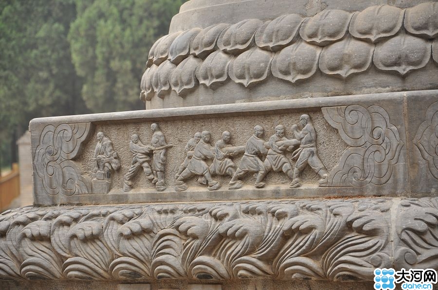 第11屆網(wǎng)上看河南 記者領(lǐng)略千年古剎少林寺魅力