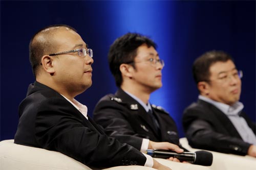高龍：為網絡謠言設置法律紅線