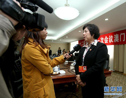 澳門代表團(tuán)全體會(huì)議向媒體開放
