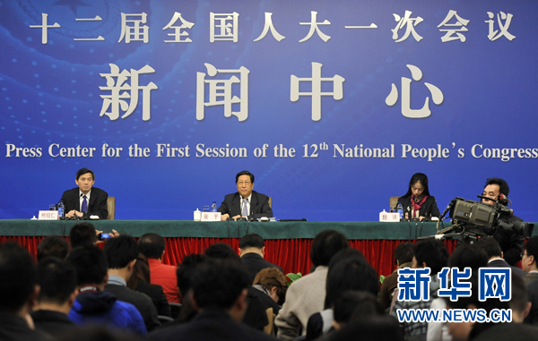 張平:國家發改委正研究出臺新成品油定價機制