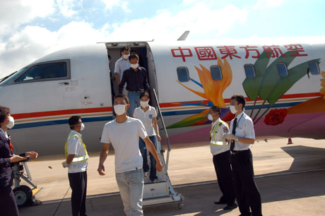 東航云南分公司聯合昆明機場舉行甲型流感應急處置演練