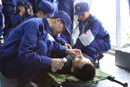 駐瓊解放軍第425 醫院先進事跡報道新聞發布會今召開