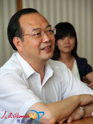 上海市委宣傳部長王仲偉調任國新辦副主任(簡歷)