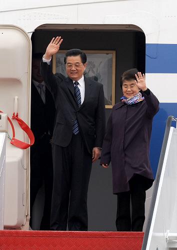胡主席抵澳門首日：8小時8場活動 關懷祝福滿濠江