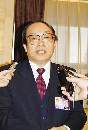 鐵道部部長稱火車票實(shí)名制將會在全國推廣