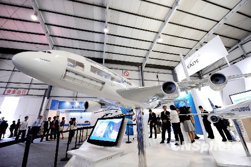 國產(chǎn)大飛機年底完成設計方案 機票將更便宜