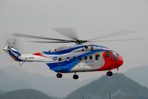 中國首架大型民用直升機(jī)AC313首飛成功(組圖)