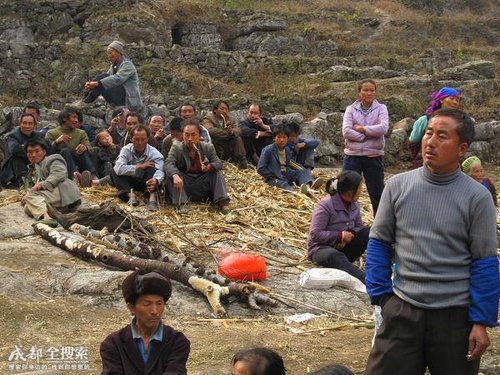 貴州村民為全村取水犧牲