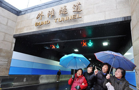 外灘隧道通車在即 幕后英雄提前驗收