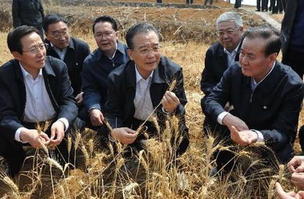 溫家寶考察貴州指導抗旱救災:團結一心 戰勝旱災