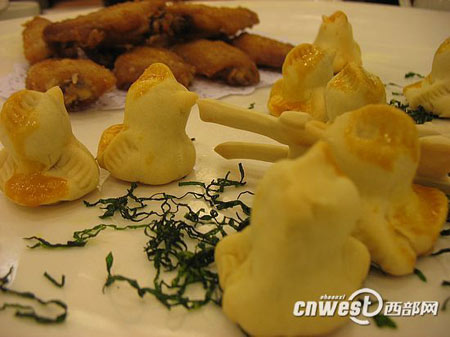 網(wǎng)媒記者陜西行 品德發(fā)長“千古風味”中華餃子宴