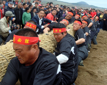 2010“延邊之春”龍井梨花節(jié)盛裝啟幕(組圖)