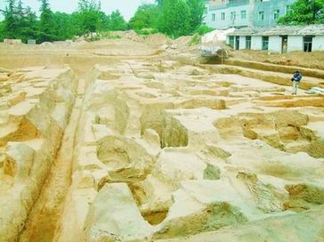 洛陽發現大型西周洛邑祭祀遺址 有灰坑90座