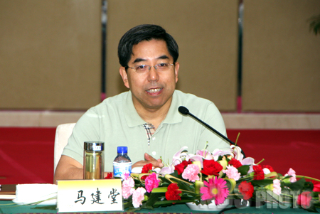 國家統(tǒng)計局長：經濟數(shù)據(jù)要經得起市場和歷史檢驗