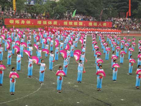 中國高等農業院校第七屆大學生田徑運動會在安徽農業大學開幕