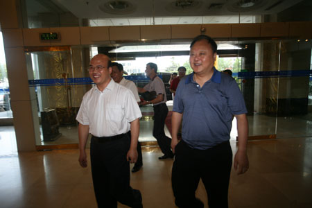 江蘇省灌南縣黨政考察團到全國百強縣市永城市考察