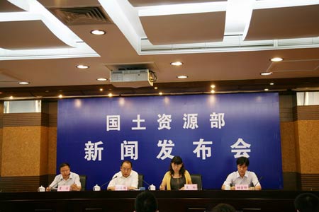 國土部公布閑置土地處理結(jié)果 潘石屹任志強(qiáng)回應(yīng)