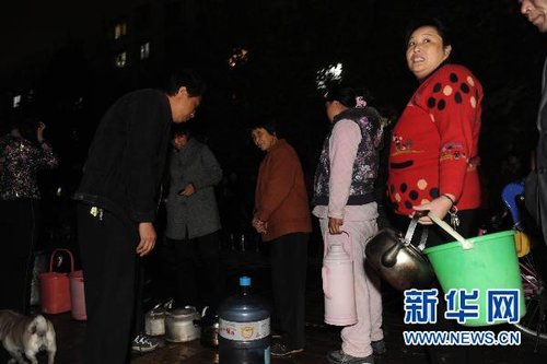 鄭州供水管7年連續(xù)爆管10次 水廠被迫停產(chǎn)