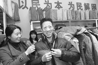 物價補貼應(yīng)該怎么補(民生三問)