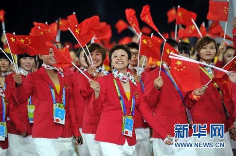 第十六屆亞洲運(yùn)動(dòng)會(huì)在廣州隆重開(kāi)幕 溫家寶出席開(kāi)幕式并宣布本屆亞運(yùn)會(huì)開(kāi)幕