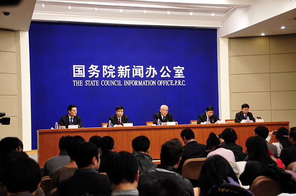 中國首份反腐白皮書:反腐取得積極成效 公眾滿意度平穩(wěn)上升