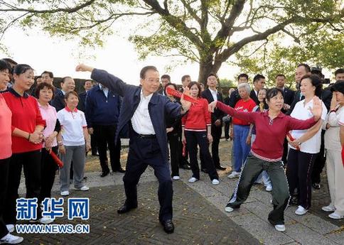 與人民在一起——中國領導人的一年足跡