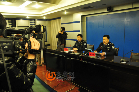 山東泰安發(fā)生持槍殺人案 2民警1協(xié)警殉職(組圖)