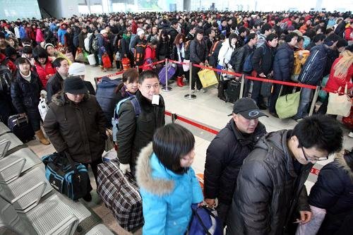 2011春運明日正式啟動 媒體發布買票精算攻略