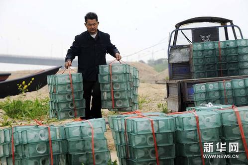 洞庭湖區(qū)發(fā)生嚴(yán)重春旱 44萬(wàn)余人飲水受影響(圖)