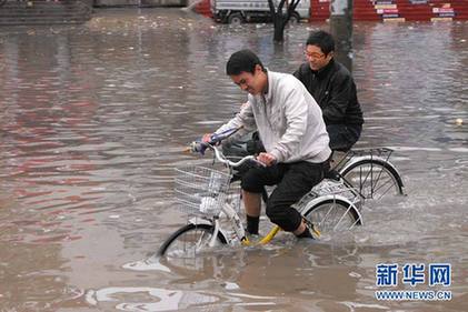 全國多地迎來強降雨天氣