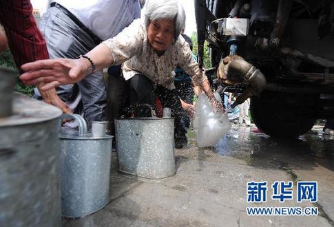 杭州余杭區(qū)水源受污染 部分地區(qū)供水停止、學(xué)校停課