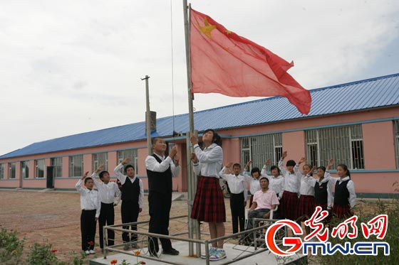 最美鄉(xiāng)村教師杜順：血液里沒(méi)了學(xué)生，心臟就不會(huì)跳動(dòng)